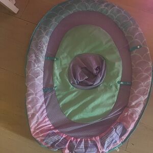 Boppy Pastel Baby pool  Lounger